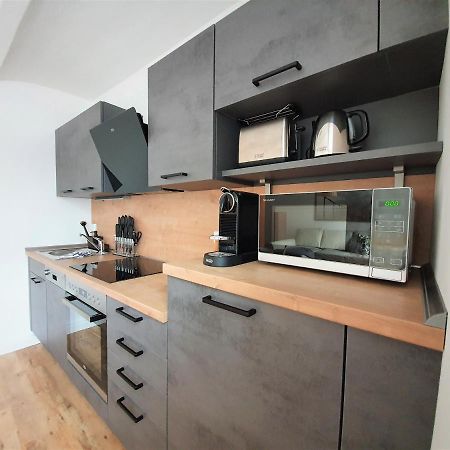 Pb Ferienwohnungen - Fewo 1 - Stilvoll Eingerichtetes Apartment Im Herzen Senftenbergs ภายนอก รูปภาพ