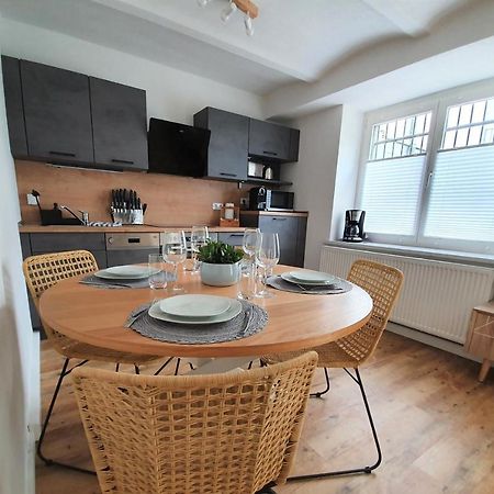 Pb Ferienwohnungen - Fewo 1 - Stilvoll Eingerichtetes Apartment Im Herzen Senftenbergs ภายนอก รูปภาพ