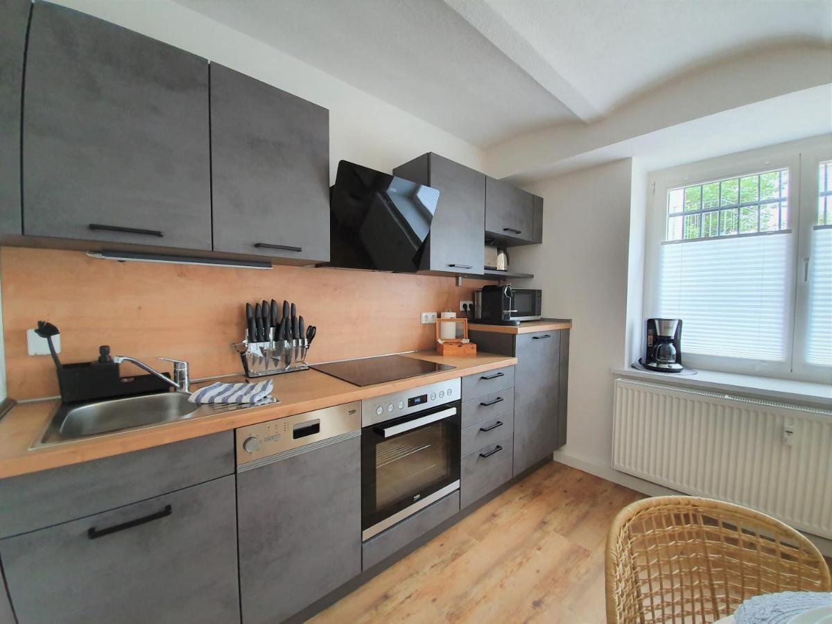 Pb Ferienwohnungen - Fewo 1 - Stilvoll Eingerichtetes Apartment Im Herzen Senftenbergs ภายนอก รูปภาพ