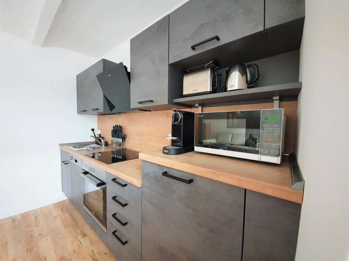 Pb Ferienwohnungen - Fewo 1 - Stilvoll Eingerichtetes Apartment Im Herzen Senftenbergs ภายนอก รูปภาพ