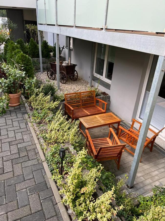 Pb Ferienwohnungen - Fewo 1 - Stilvoll Eingerichtetes Apartment Im Herzen Senftenbergs ภายนอก รูปภาพ